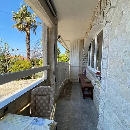 Sara Appartement *