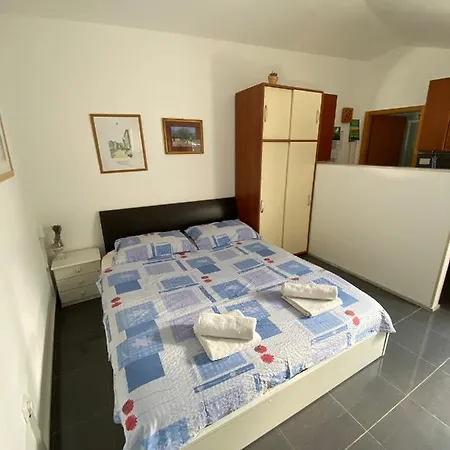 Sara Appartement *