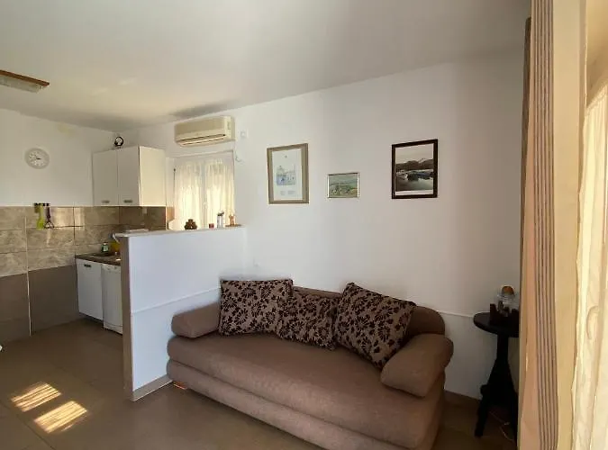 Sara Appartement Omišalj