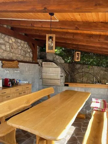 Sara Διαμέρισμα *